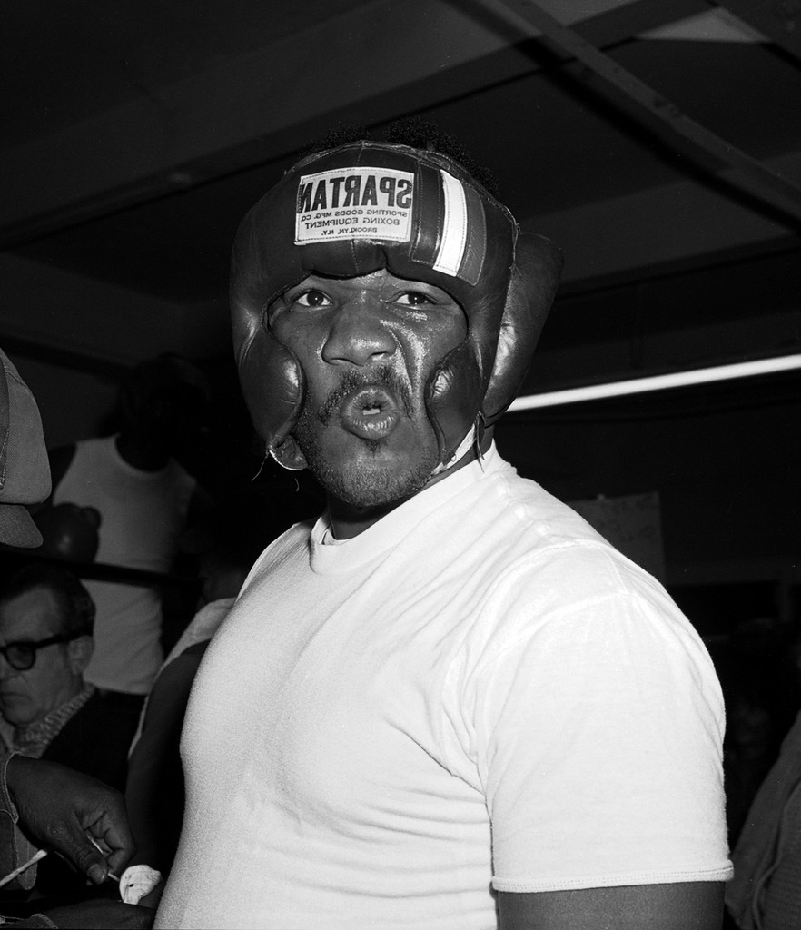 George Foreman Training for the rumble in the jungle