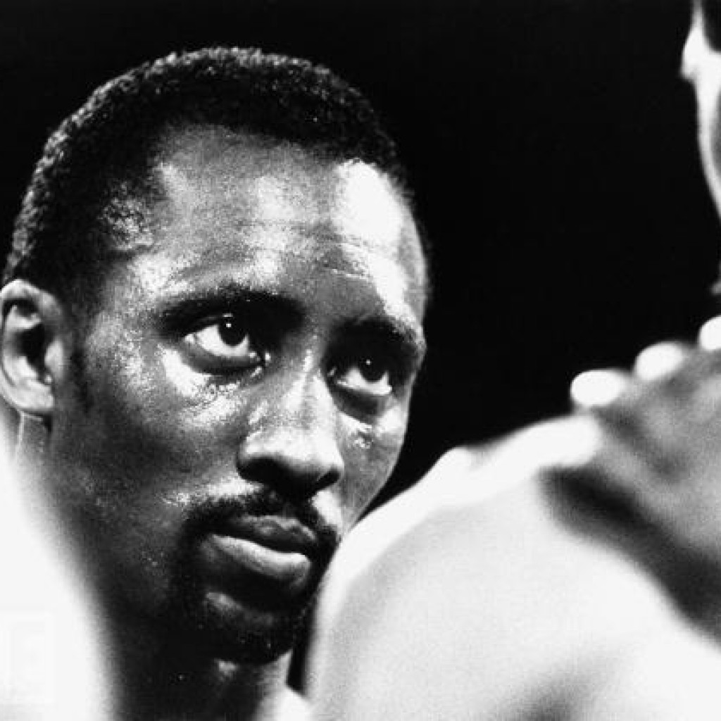 Tommy Hearns devant Mark Medal au Caesar Palace le 23 juin 1986, titre WNC des super welters en jeu