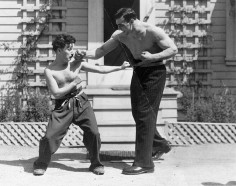 CHIC PIC #55 : Charlie Chaplin & Primo Carnera