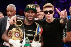 Mais pourquoi Floyd Mayweather traîne-t-il avec Justin Bieber ?