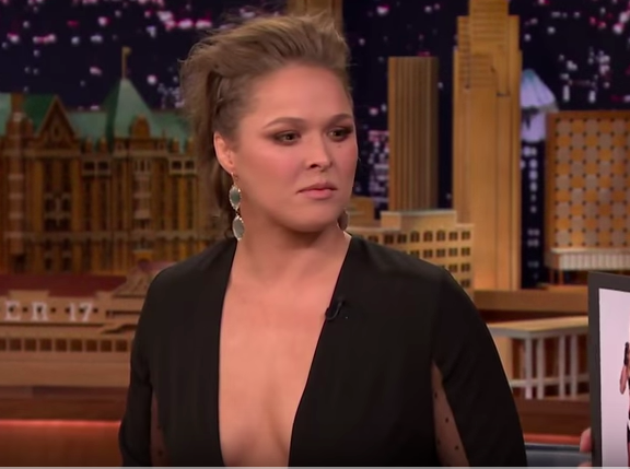 Je veux une Rousey hi hé hi hé hi hé